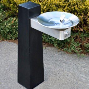 Plaza Drinking Fountain - Commercial Systems Australia